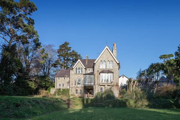 Killiney pile with paparazzi past for €2.35m