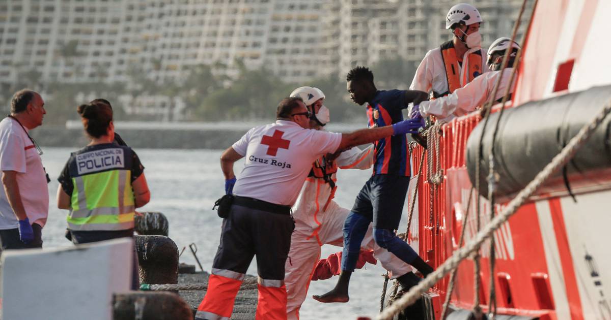 Canary Island politicians warn of infrastructure ‘collapse’ due to migrant arrivals