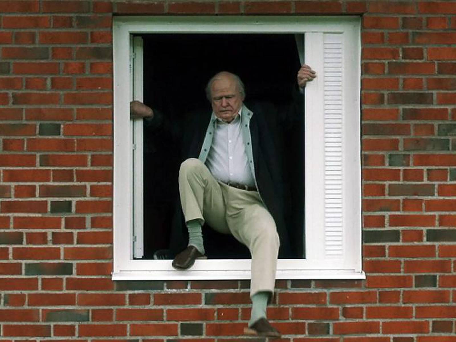 The 100-Year-Old Man Who Climbed Out the Window and Disappeared