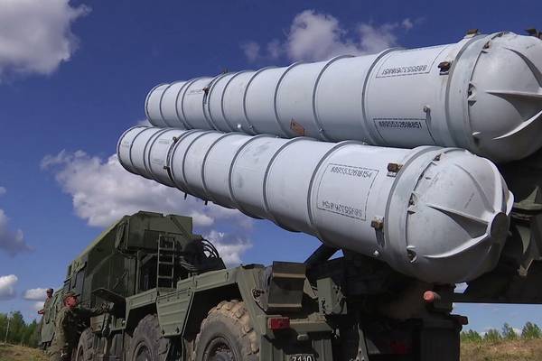 Israel and US warn Russia against new air defence system for Syria