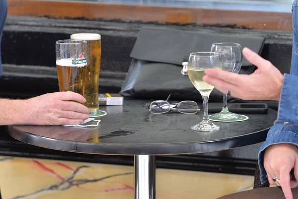 Publicans in Dublin react angrily to further delay in reopening of drink-only pubs