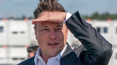Elon Musk loses bid to undo SEC agreement that led to oversight of Tesla tweets
