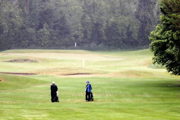 Golfers can travel across county boundaries as Level 3 guidance is changed