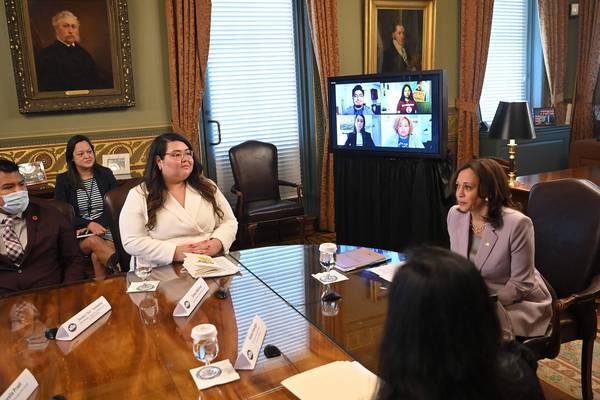 Kamala Harris hosts ‘dreamers’ at White House and calls for immigration reform