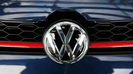 €5.9m bonus for former  VW chief Martin Winterkorn