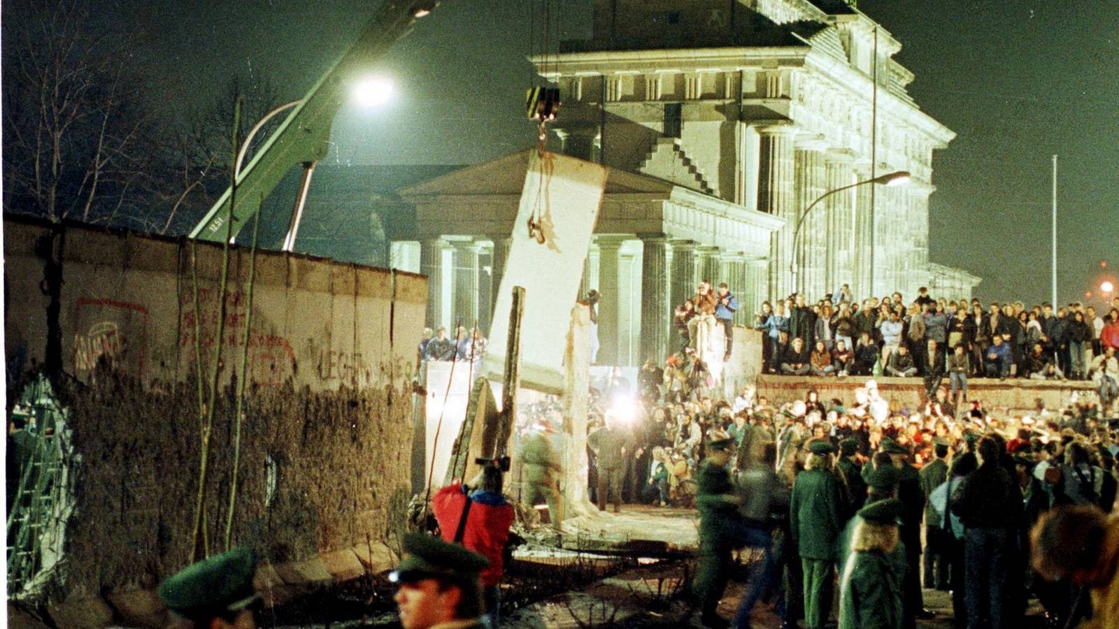 Обратный отсчет строительство и падение берлинской стены отсчет до 1989 падение берлинской стены