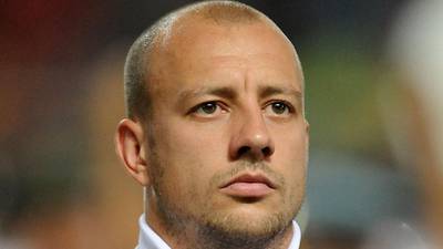 Hutton unhappy with personal touch