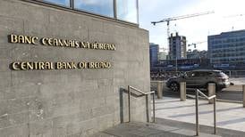 New banker rules eased for overseas executives