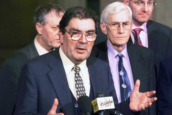 Seamus Mallon: I saw John Hume’s raw courage as he faced bloodthirsty Paras