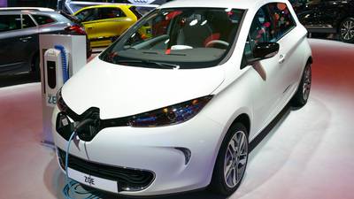 Renault agrees electric car battery deals with French and Chinese companies