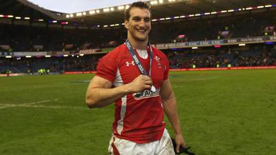 Sam Warburton becomes first Welsh player on central contract