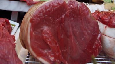 Red meat chemical 'damages heart', research suggests