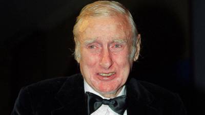 Statue in memory of Spike Milligan unveiled in London