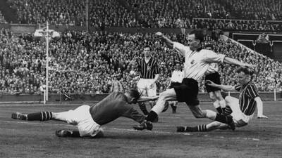 Manchester City goalkeeping icon  Bert Trautmann dies