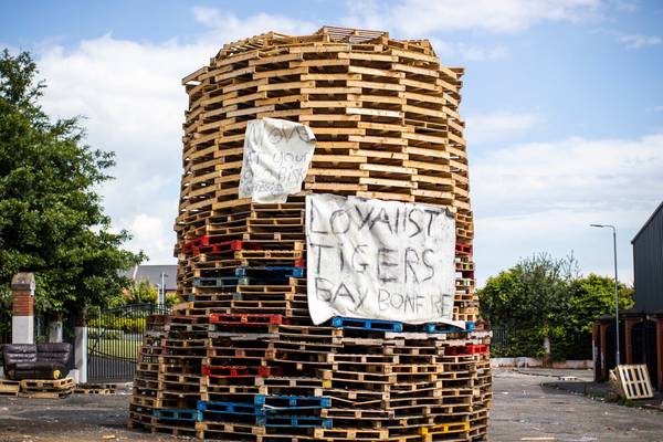 Stormont ministers fail in legal bid to secure PSNI assistance in removing bonfire