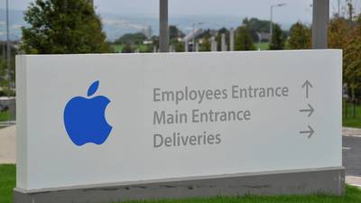Apple claims it paid $800m tax on European profits in 2014