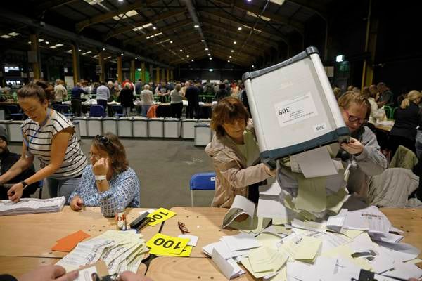 Local elections: Early tallies suggest no wipe-out for Coalition parties but no sign of surge for Sinn Féin 