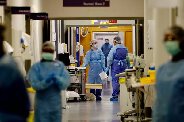 State to start paying €1,000 Covid-19 bonus to healthcare staff