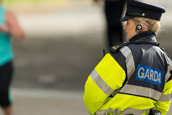 Frontline gardaí seek urgent pay deal review due to cost of living hikes