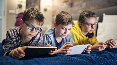 How to manage your children’s screen time
