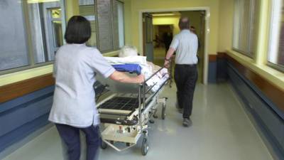 Hospital waiting lists still growing, HSE report finds