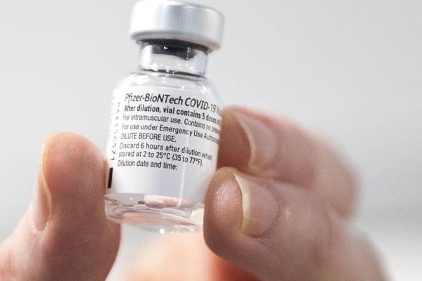 Delay in giving second Pfizer vaccine dose improves immunity, study finds