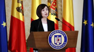 EU pledges cash to Moldova's new government after political crisis
