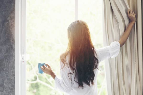 Study claims being a morning person may protect against depression