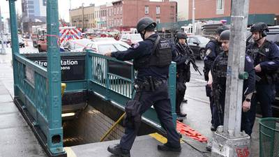 Manhunt for New York subway gunman centres on man who rented U-Haul van