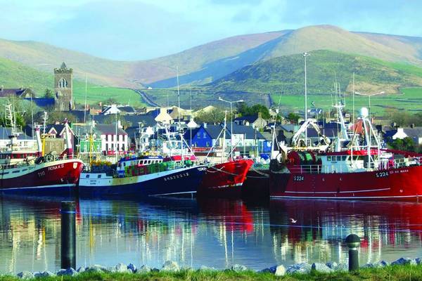 Where to stay, rent or buy down Dingle Way