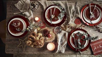 How to dress your table in style for Christmas Day