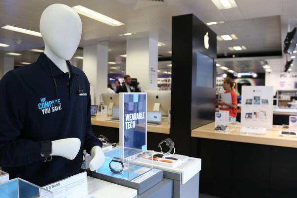 Dixons Carphone beats forecasts for Christmas trading