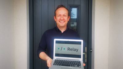 Relay app simplifies customer service and marketing for mobile businesses