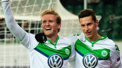 André Schürrle sees Wolfsburg into the last eight