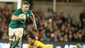 Jamie Heaslip counts on a real battle with his New Zealand opposite number