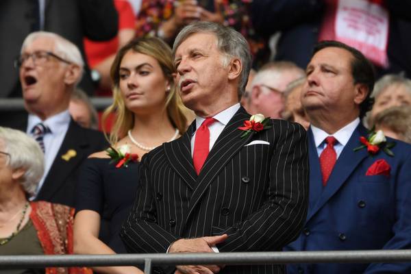 Stan Kroenke bids €590m to buy out Alisher Usmanov at Arsenal