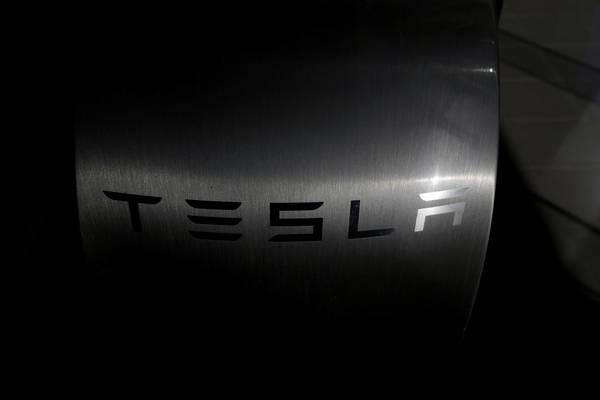 Tesla seeks $1.5 bn junk bond issue to fund Model 3 production