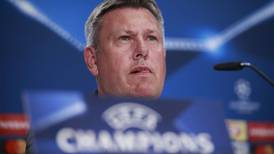Craig Shakespeare signs three-year deal at Leicester City