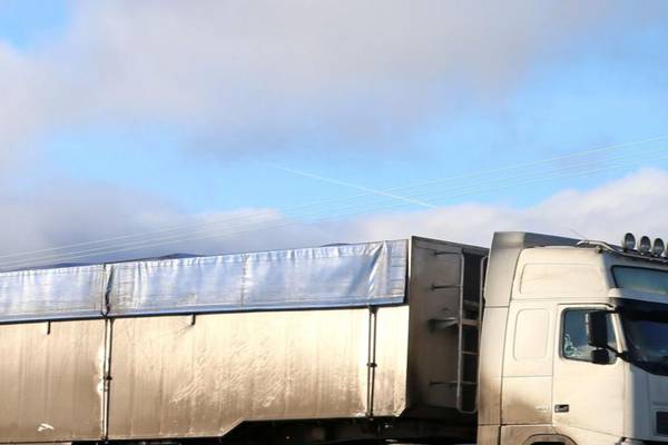 Suspected refugees found in lorry in Co Laois