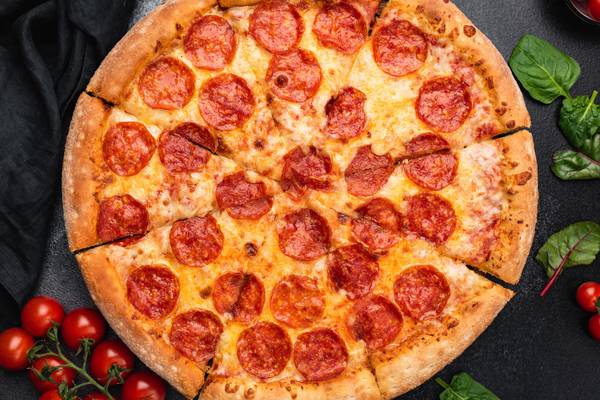 How to make a simple pizza with a delicious twist