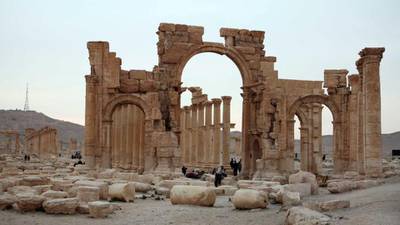 Islamic State says it will preserve Palmyra ruins