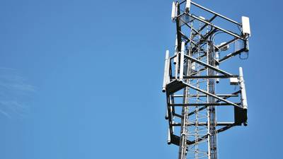 Mobile, broadband suppliers to be given extra radio spectrum