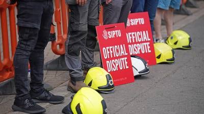 Retained firefighters vote to end strike action and accept deal