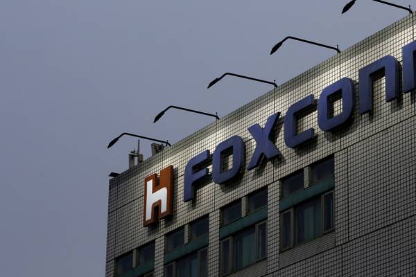 Apple supplier Foxconn shuts plants as Covid outbreak in China grows