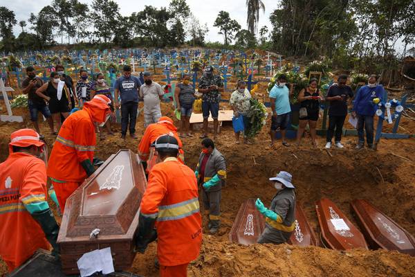 Coronavirus: Amazon city resorts to collective graves as Brazil deaths soar