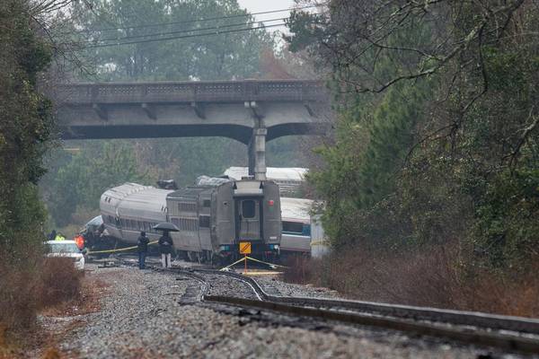 Locked track switch blamed in fatal Amtrak crash