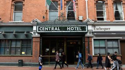 Last orders for Rí-Rá and Globe as Central Hotel gets green light to expand