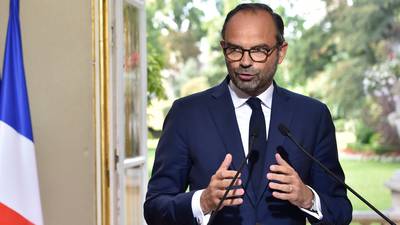 French government unveils plan to liberalise jobs market