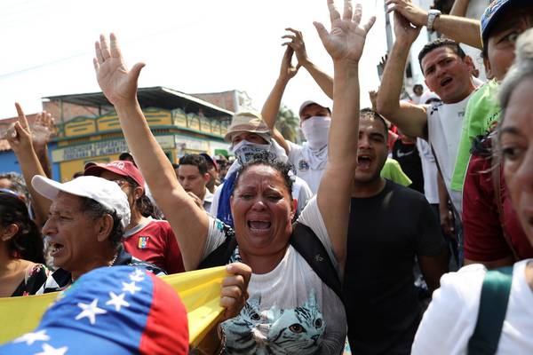 Two killed in clashes on Venezuelan border over aid shutdown