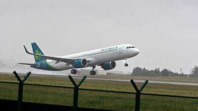 Aer Lingus owner promises to reinstate dividend payout